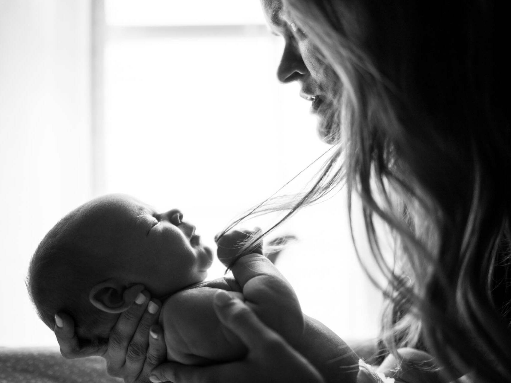 The Hidden Side Effect of Pregnancy- A Beginner's Guide to Postpartum Hair Loss
