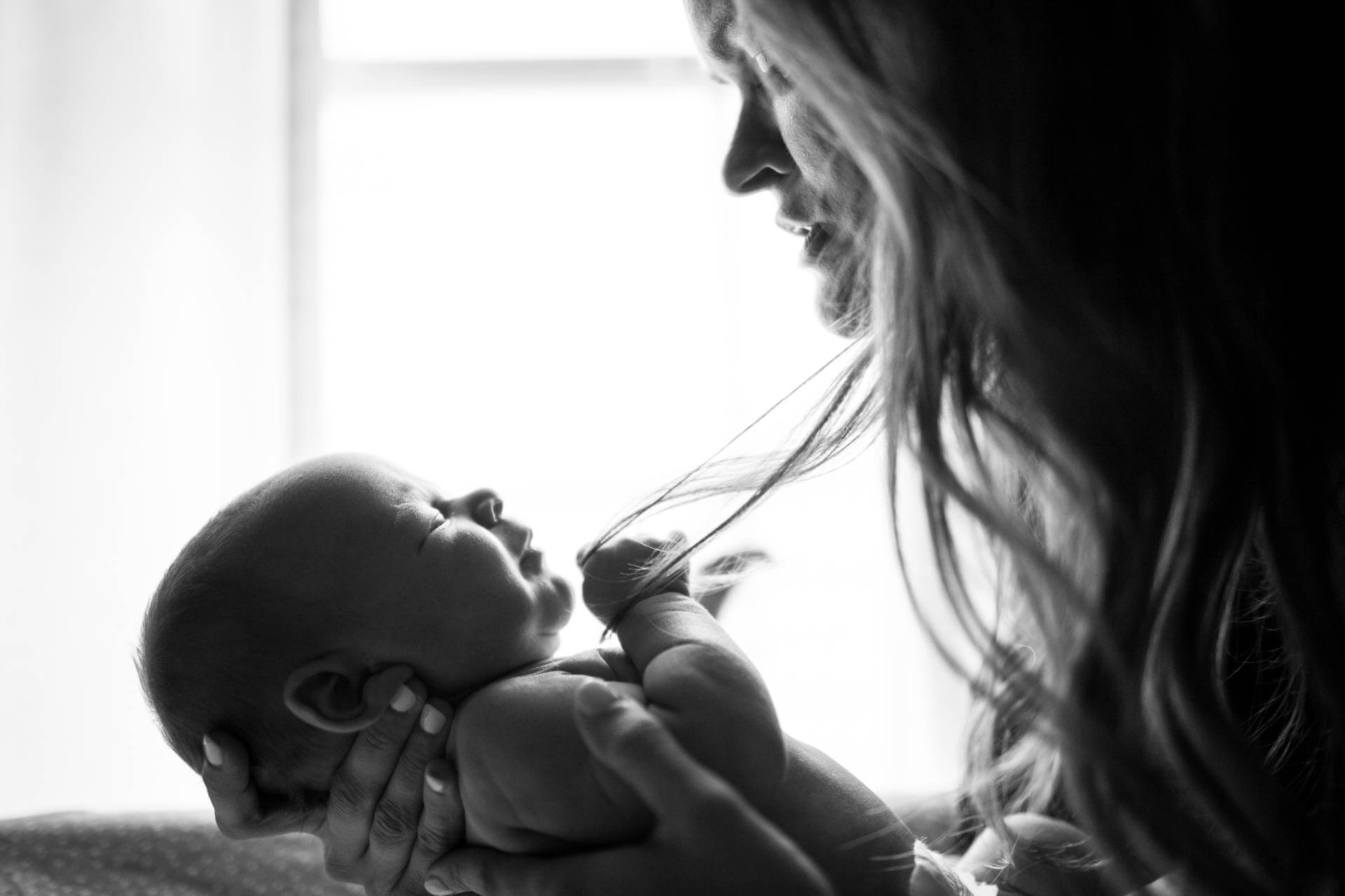 The Hidden Side Effect of Pregnancy- A Beginner's Guide to Postpartum Hair Loss